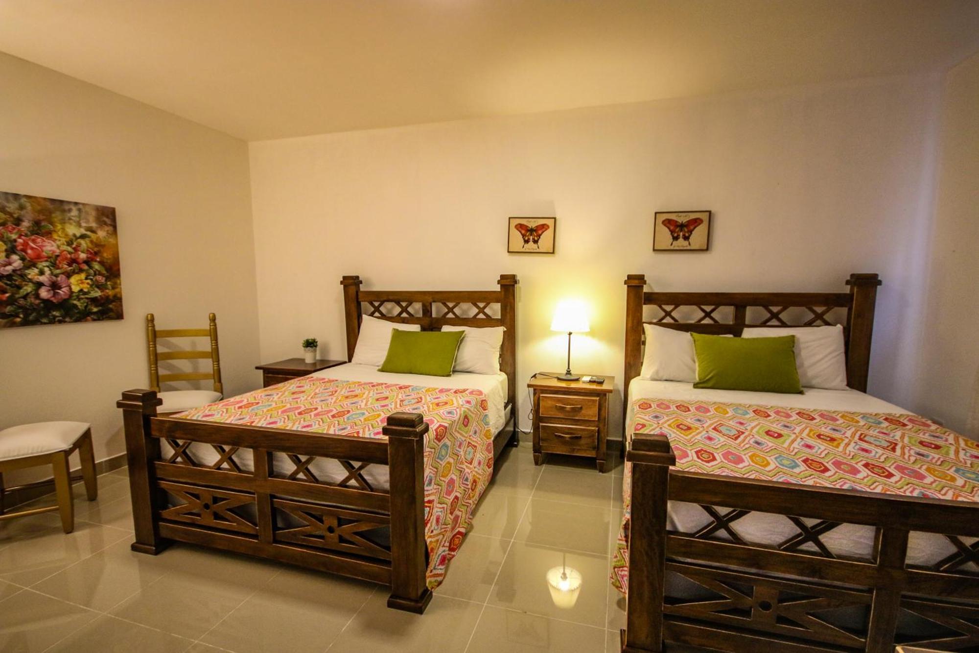 Deluxe Suites Guacamayos - Eco-Lodge & Swimming Pool Бонао Экстерьер фото