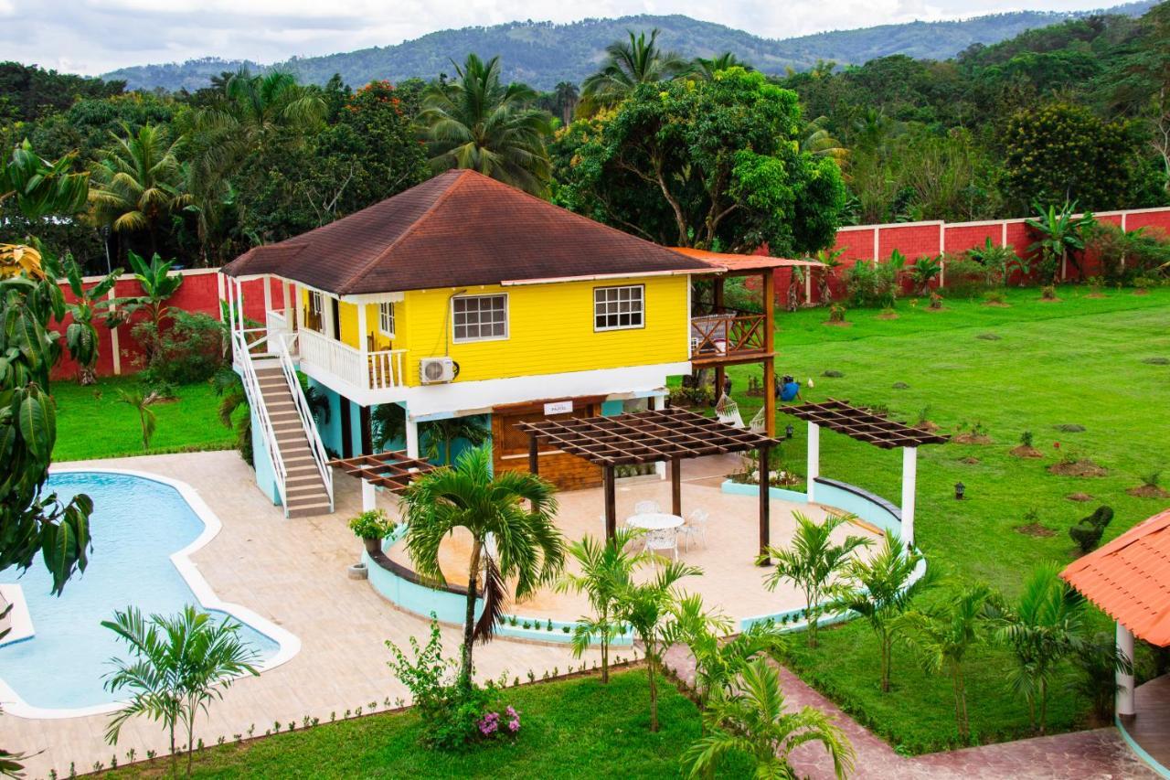 Deluxe Suites Guacamayos - Eco-Lodge & Swimming Pool Бонао Экстерьер фото