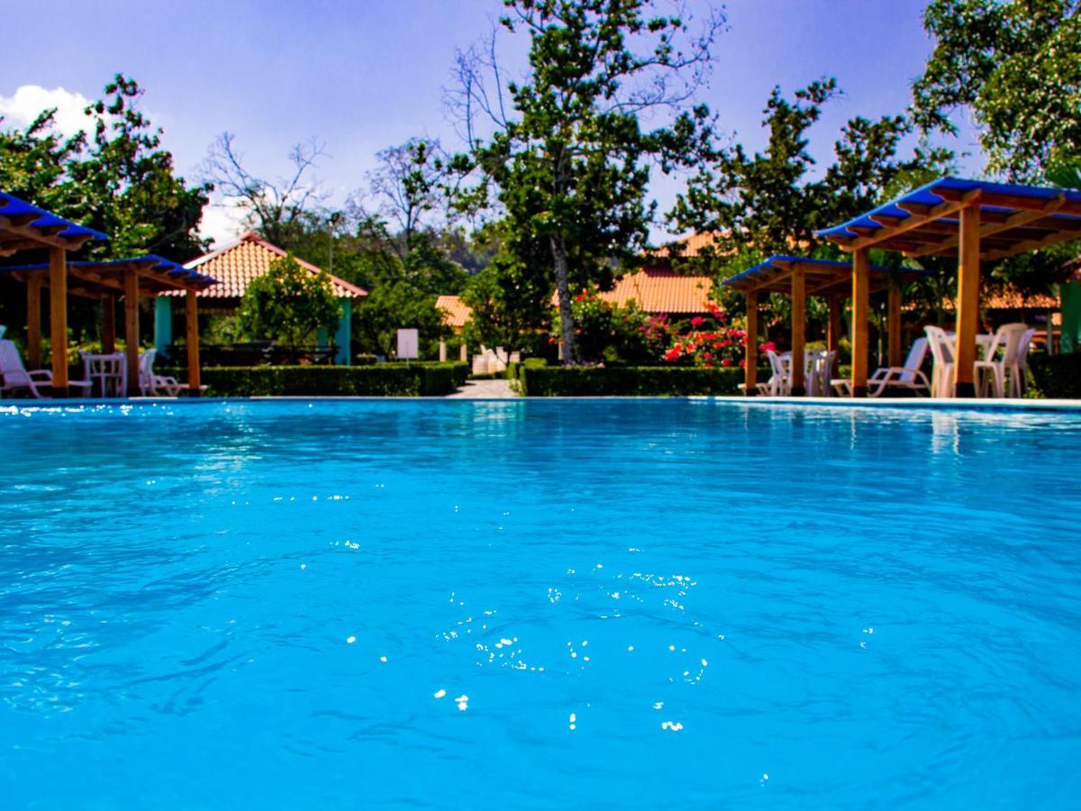 Deluxe Suites Guacamayos - Eco-Lodge & Swimming Pool Бонао Экстерьер фото