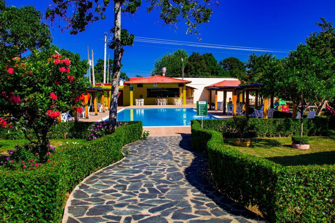 Deluxe Suites Guacamayos - Eco-Lodge & Swimming Pool Бонао Экстерьер фото