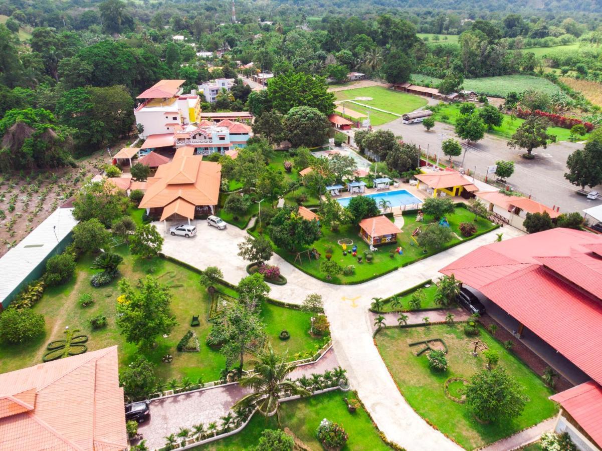 Deluxe Suites Guacamayos - Eco-Lodge & Swimming Pool Бонао Экстерьер фото